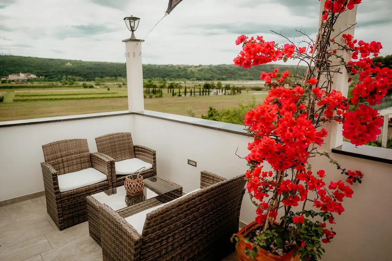 B&B Sobe Lusina Secovlje Bed & Breakfast